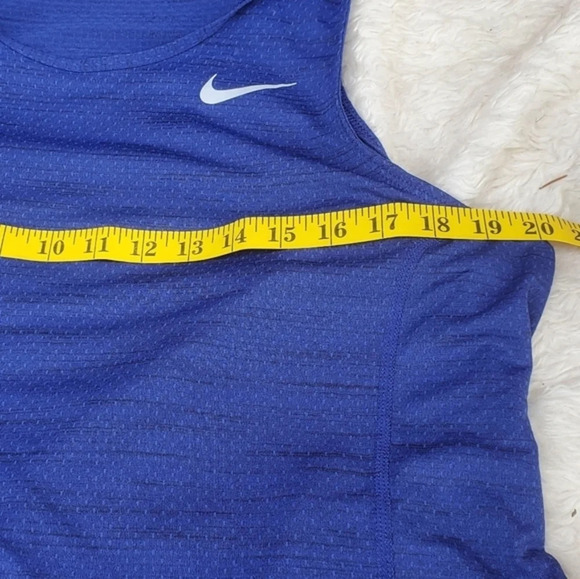 Nike Dri‎ Fit Blue Tank top L - Picture 2 of 8